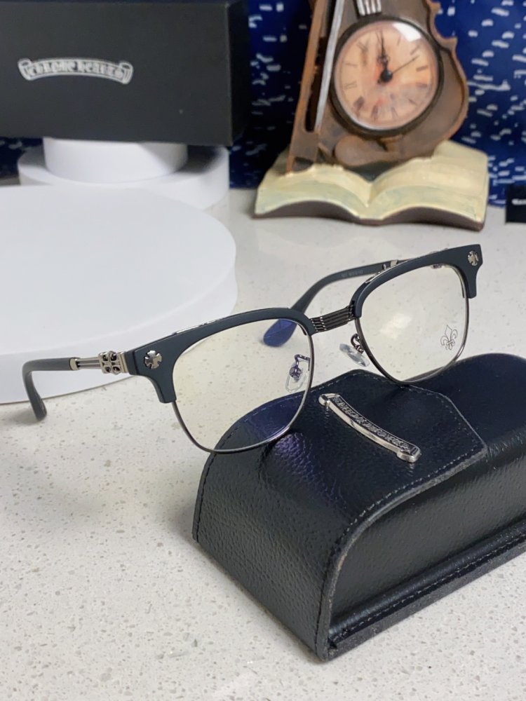 Очки солнцезащитные фото 10