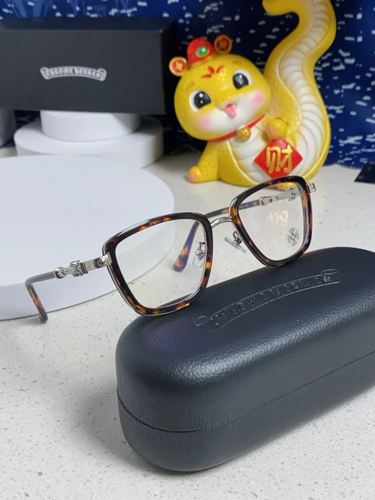 Очки солнцезащитные фото 10