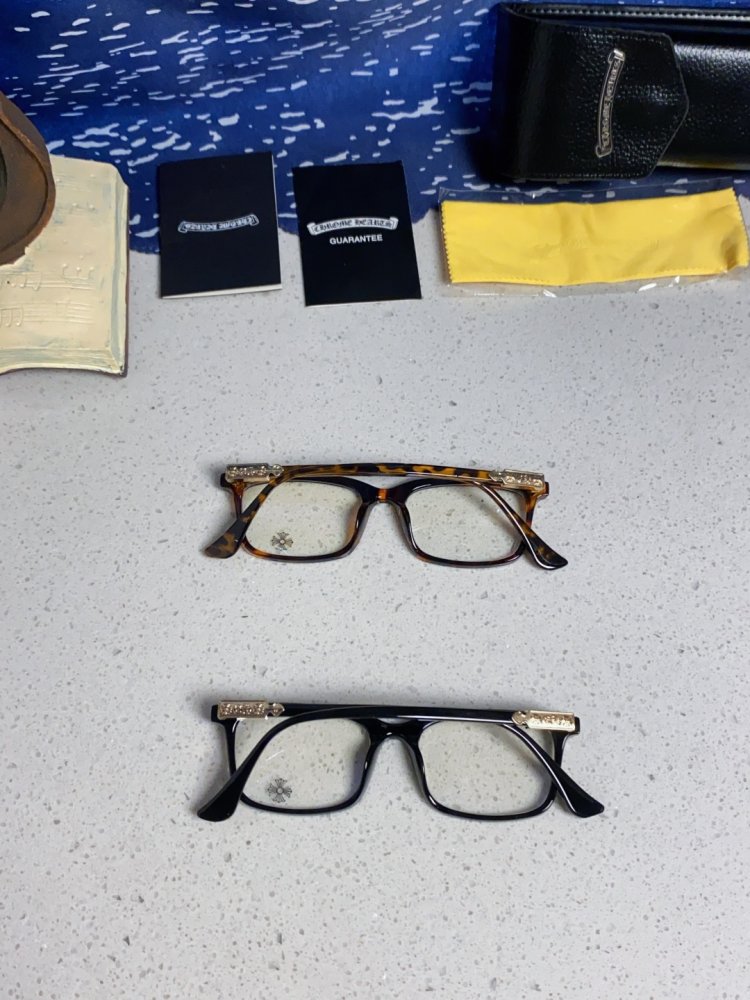 Очки солнцезащитные фото 11