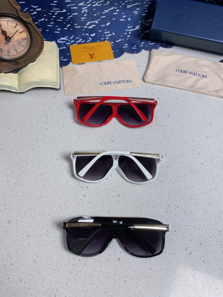 Очки солнцезащитные фото 12