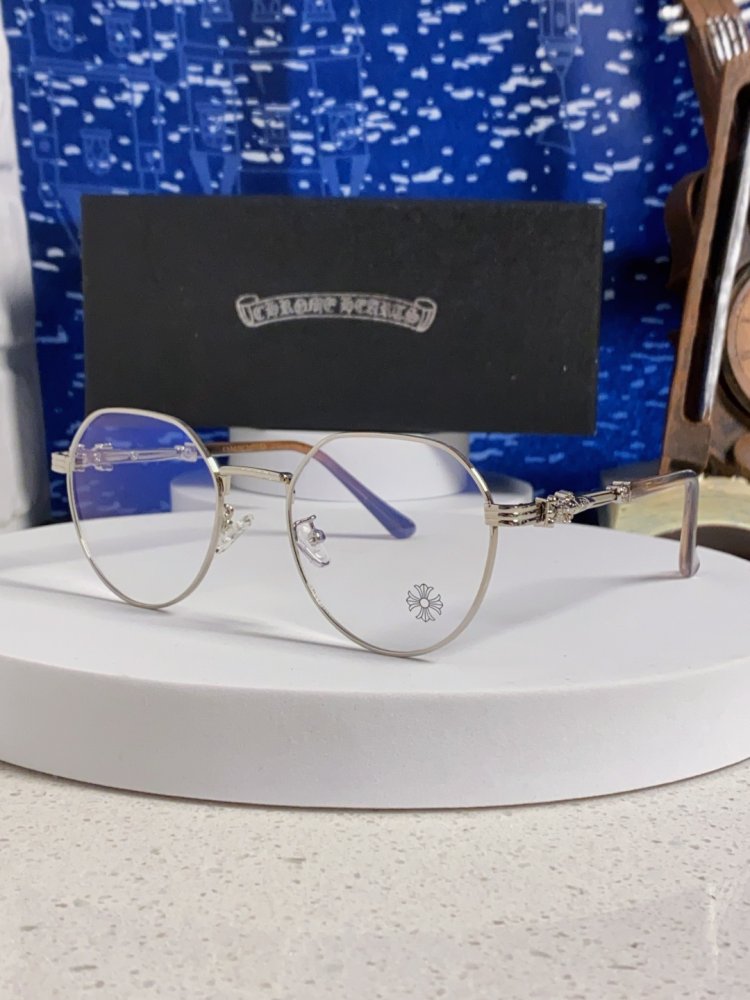 Очки солнцезащитные