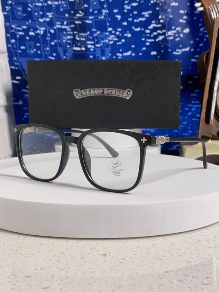 Очки солнцезащитные