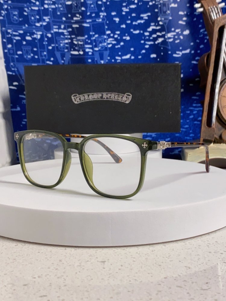 Очки солнцезащитные