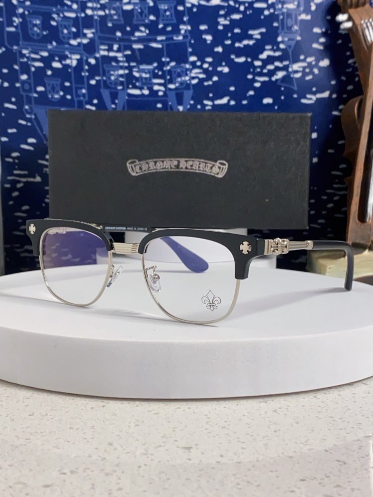 Очки солнцезащитные