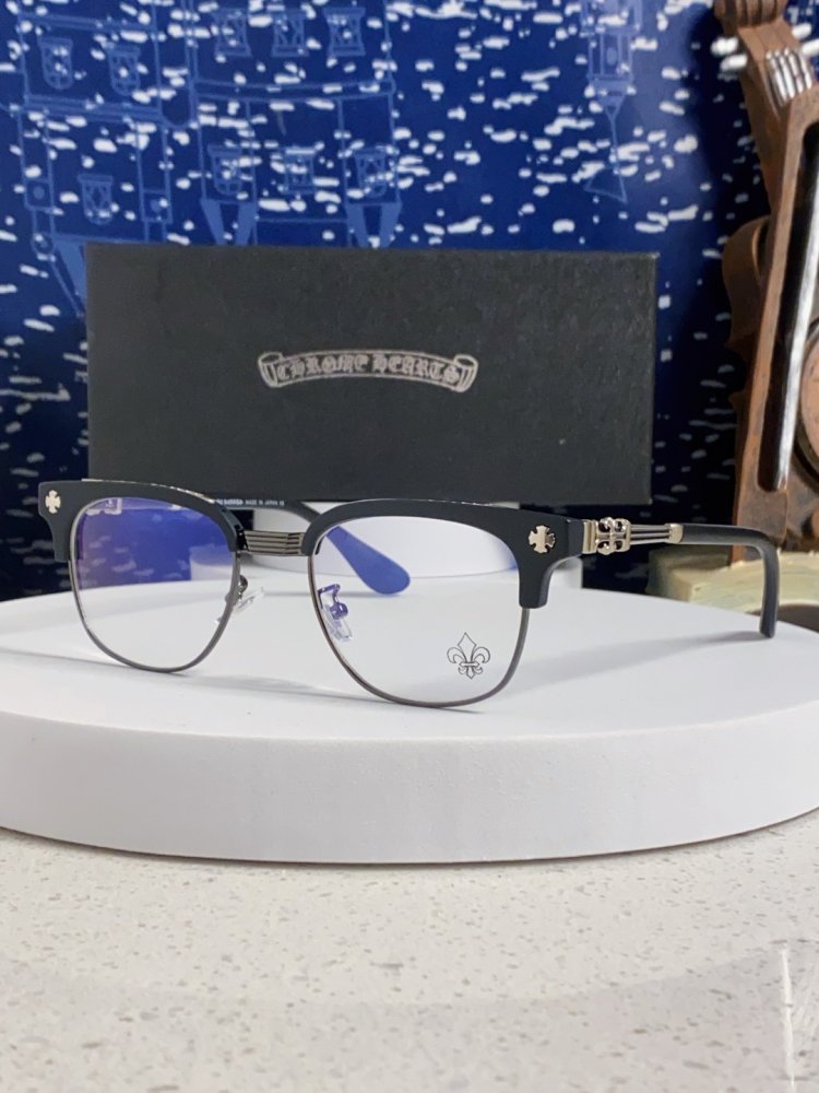 Очки солнцезащитные