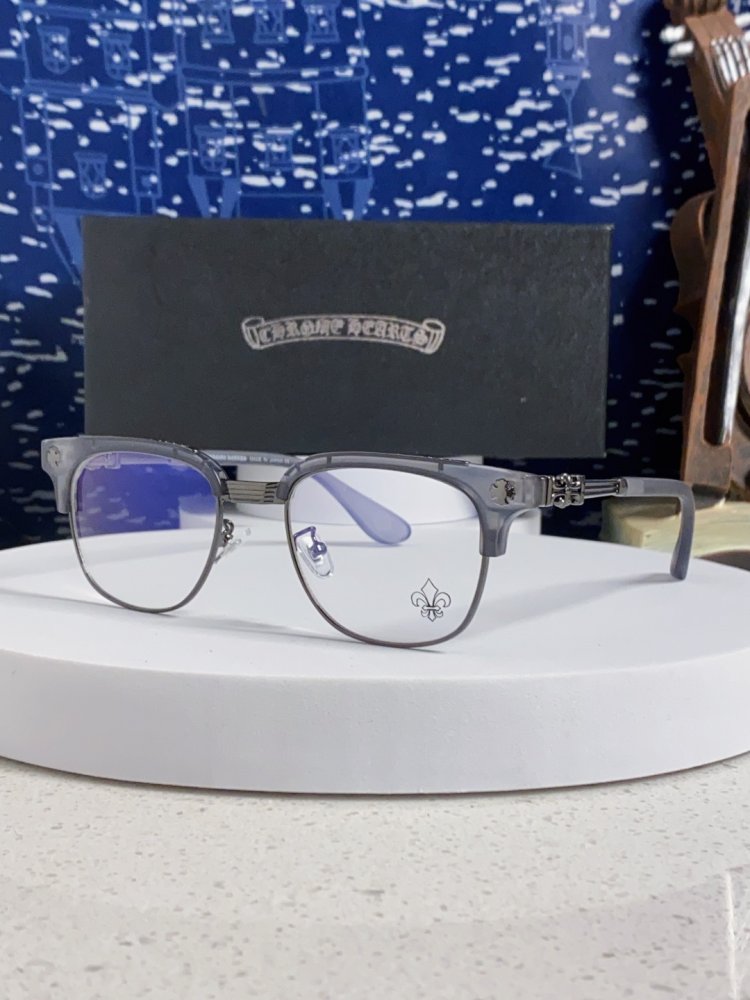 Очки солнцезащитные