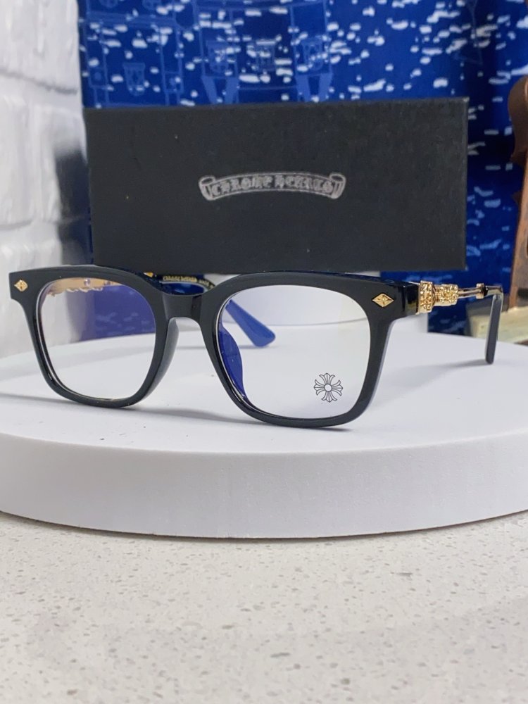 Очки солнцезащитные