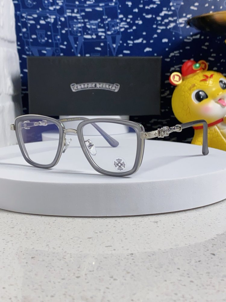 Очки солнцезащитные