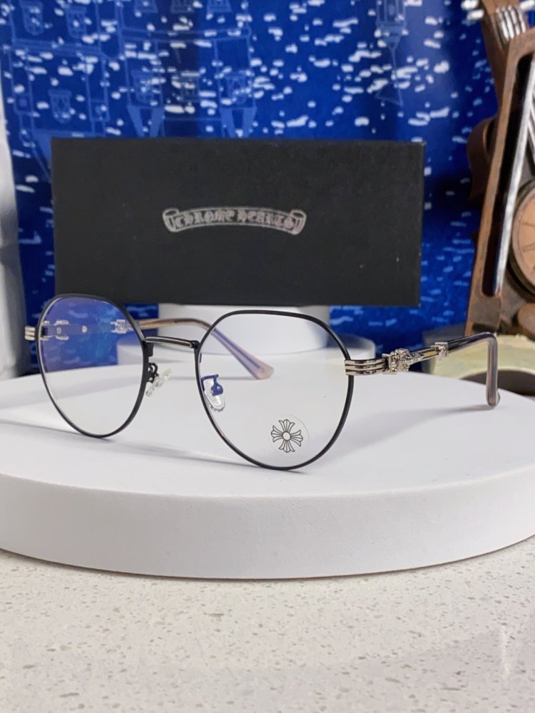 Очки солнцезащитные