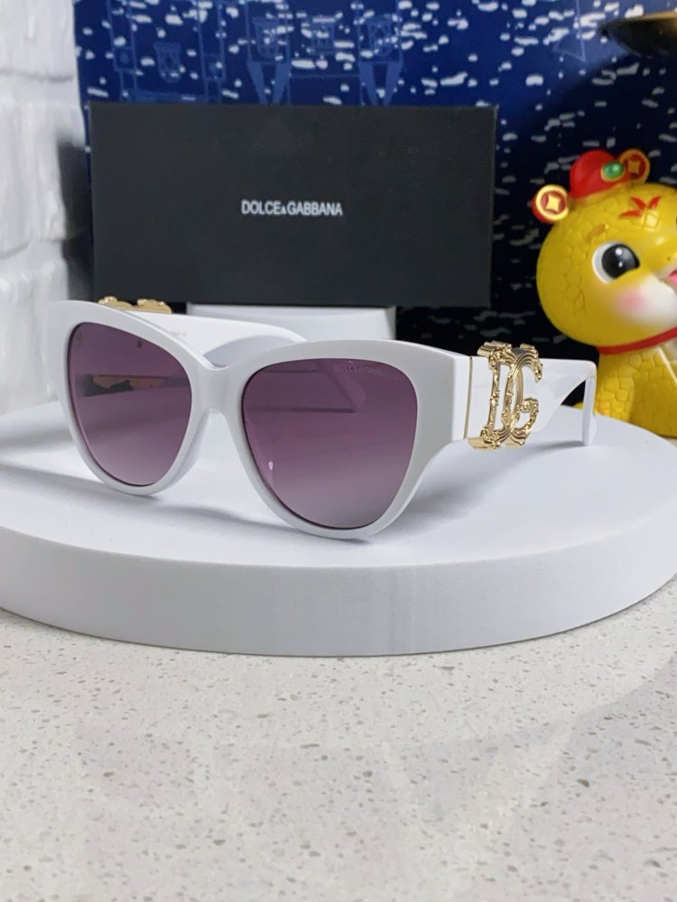 Очки солнцезащитные