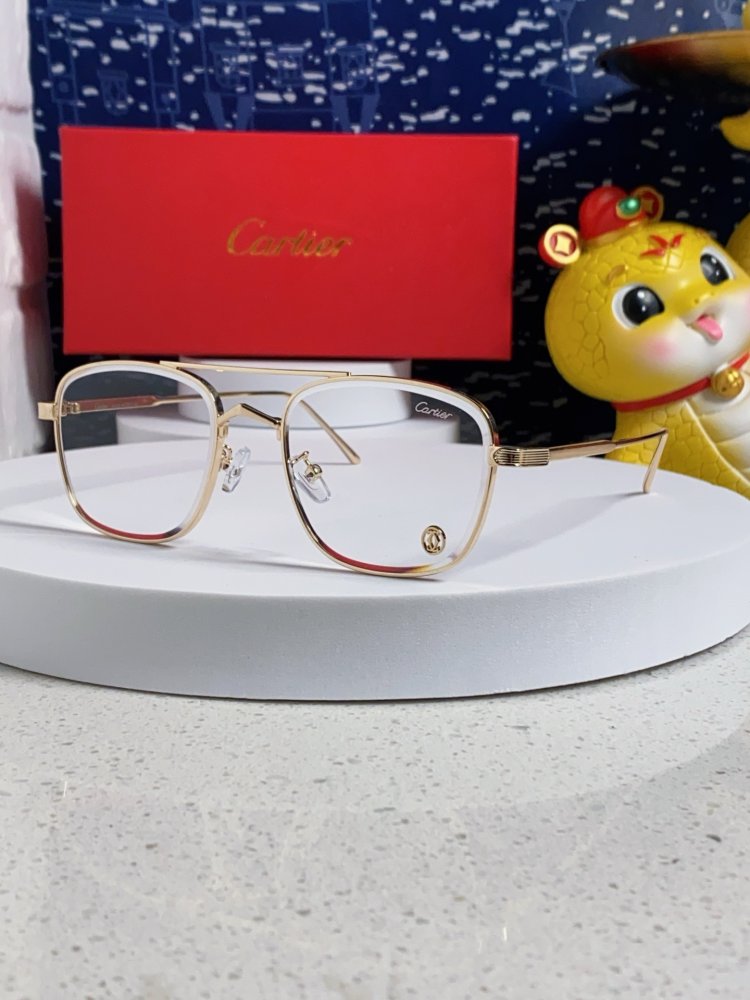 Очки солнцезащитные