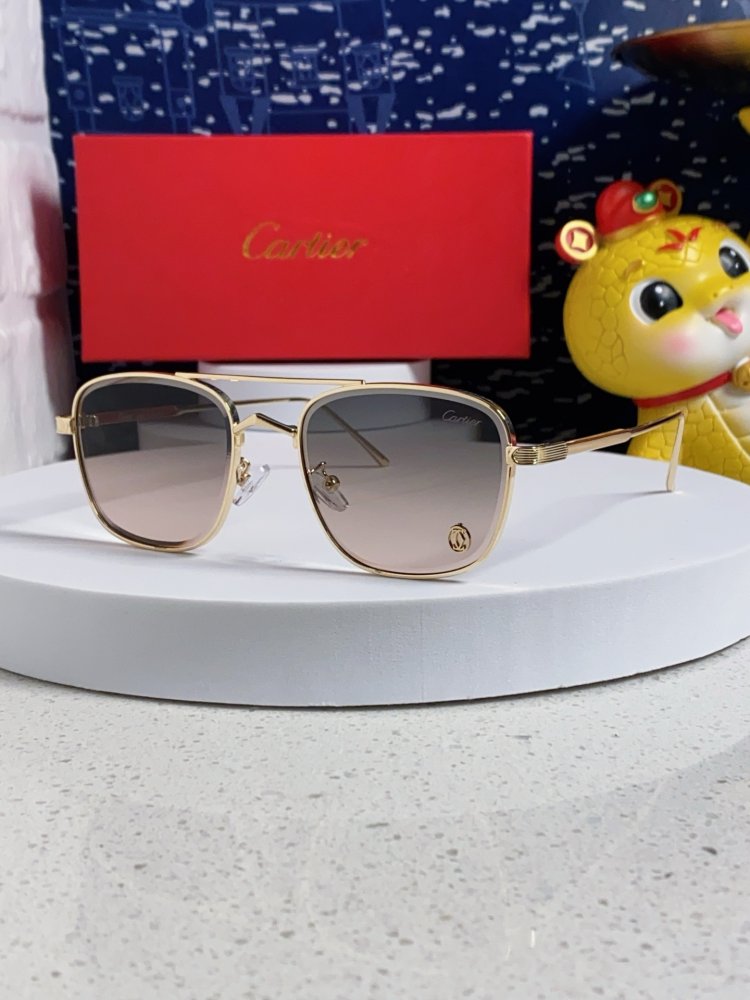 Очки солнцезащитные