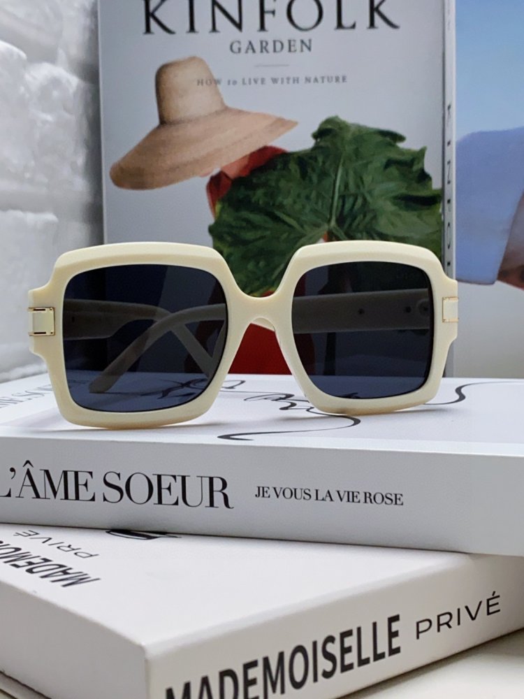 Очки солнцезащитные фото 2