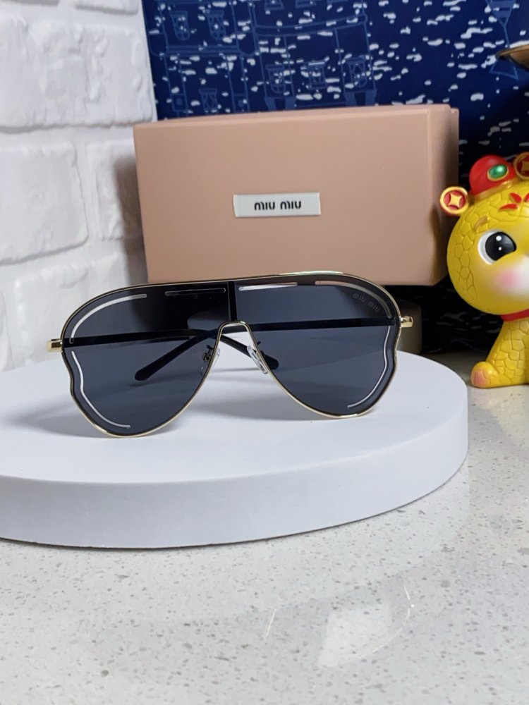 Очки солнцезащитные фото 2