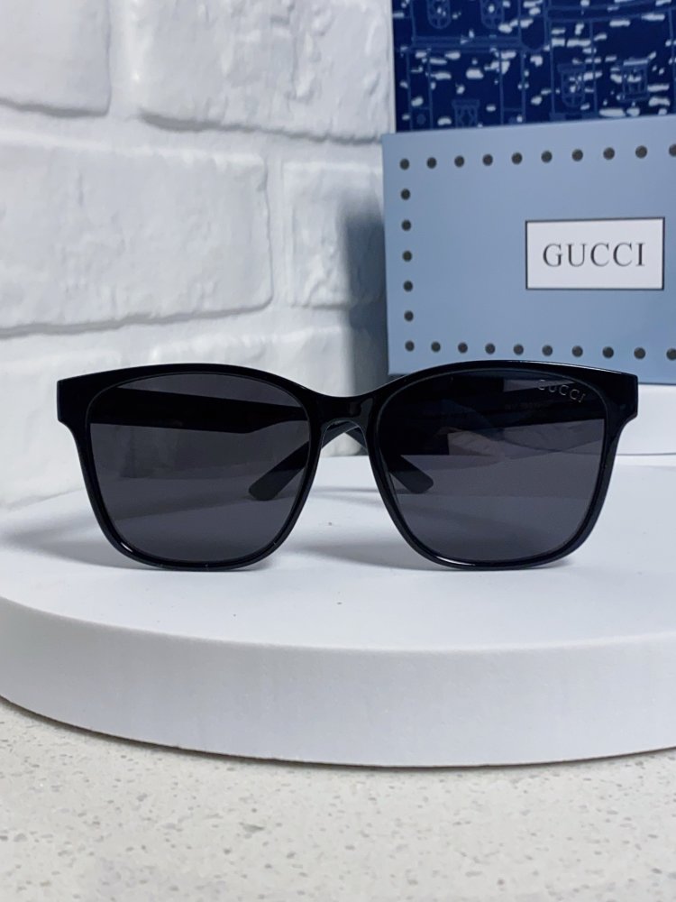 Очки солнцезащитные фото 2