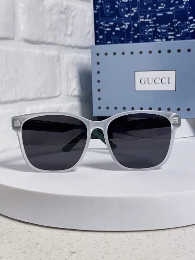 Очки солнцезащитные фото 2