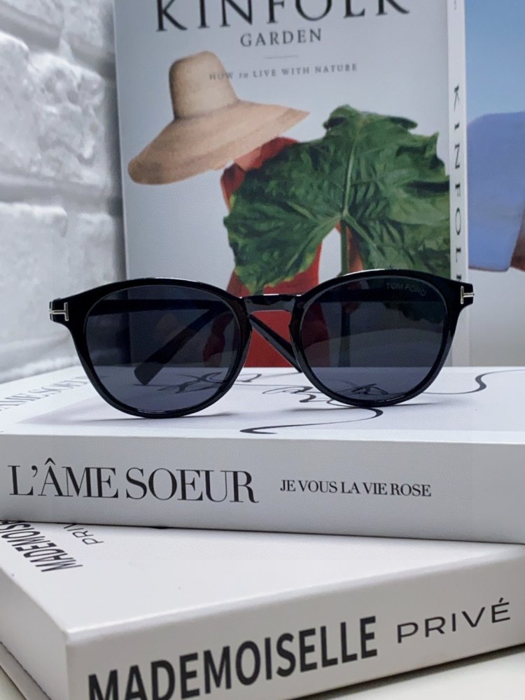 Очки солнцезащитные фото 2