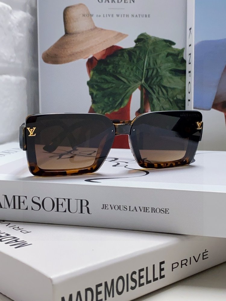 Очки солнцезащитные фото 2