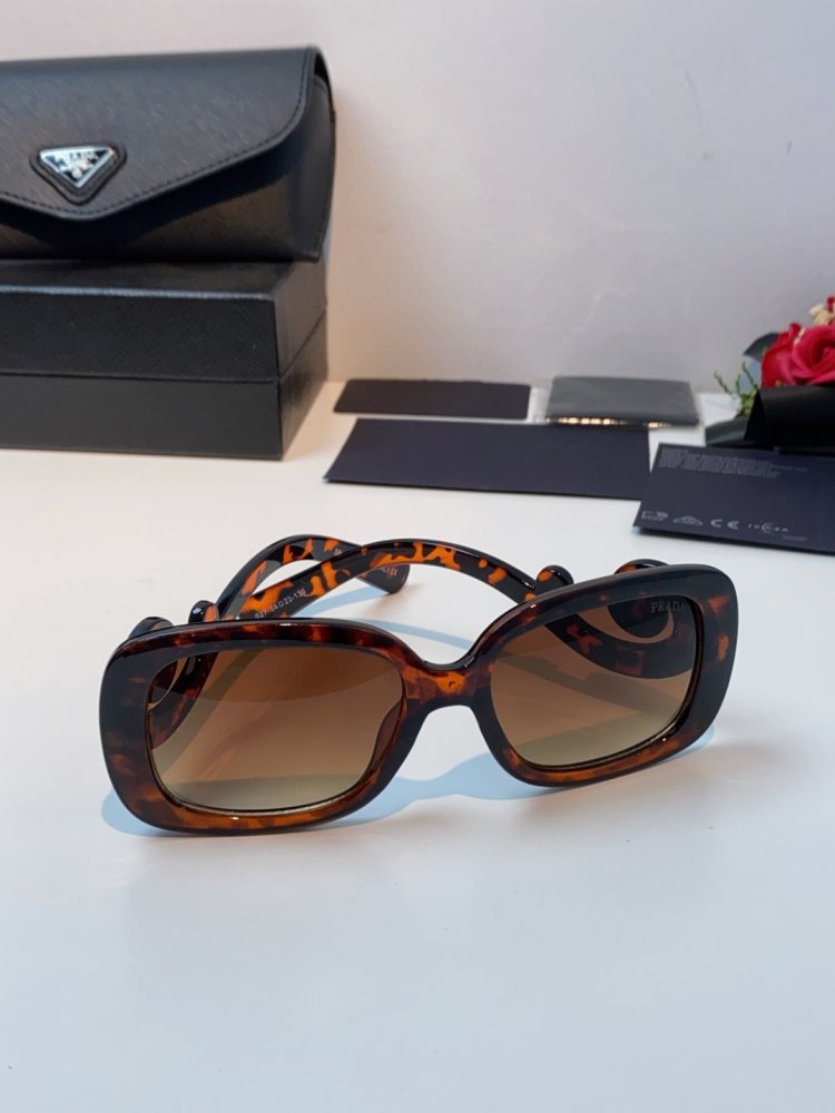 Очки солнцезащитные фото 2