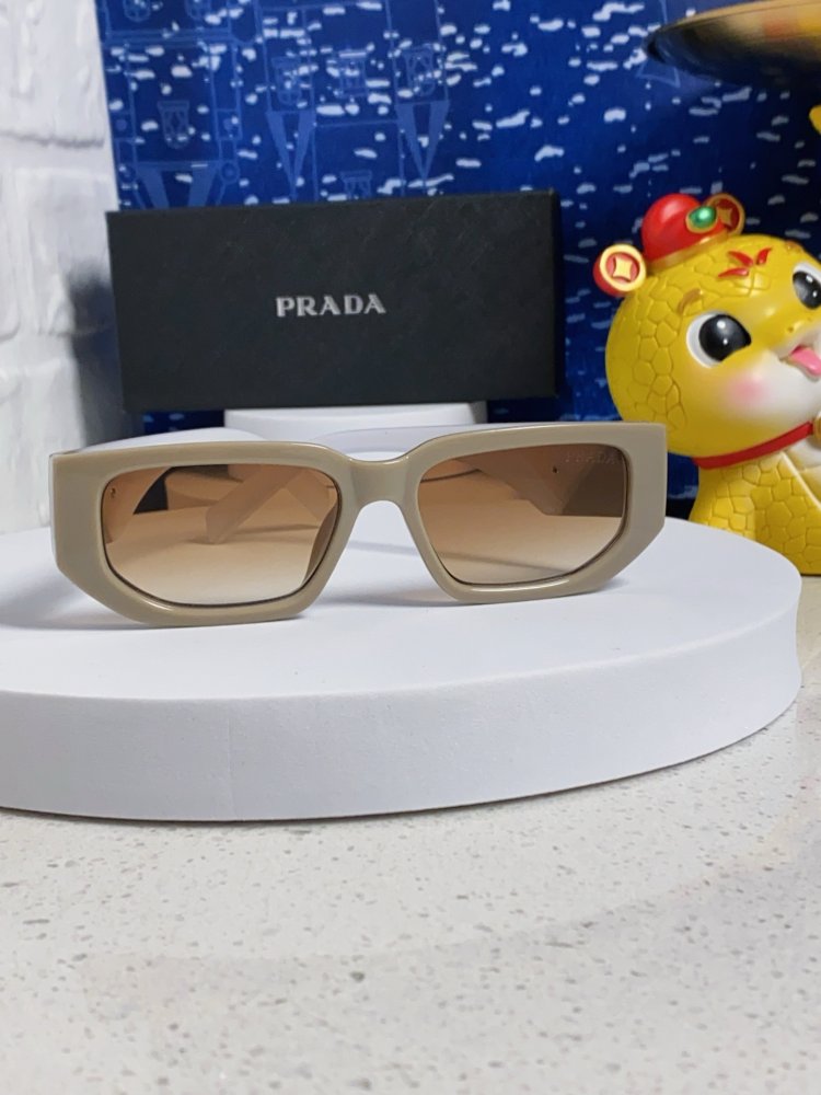 Очки солнцезащитные фото 2