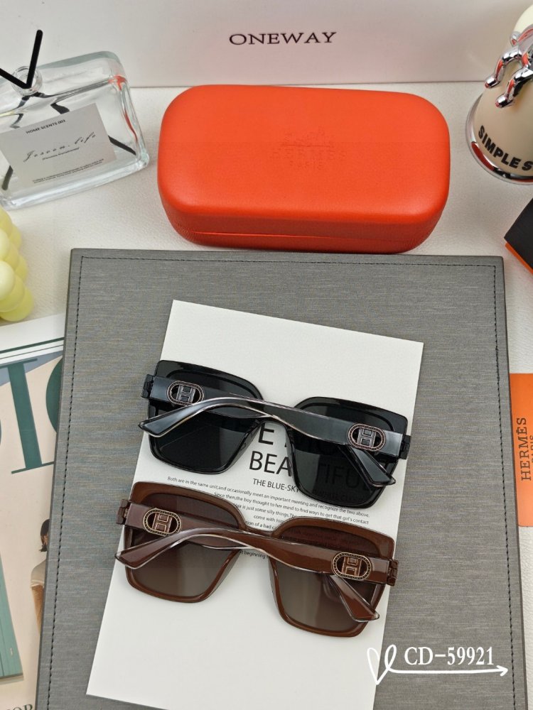 Очки солнцезащитные фото 2