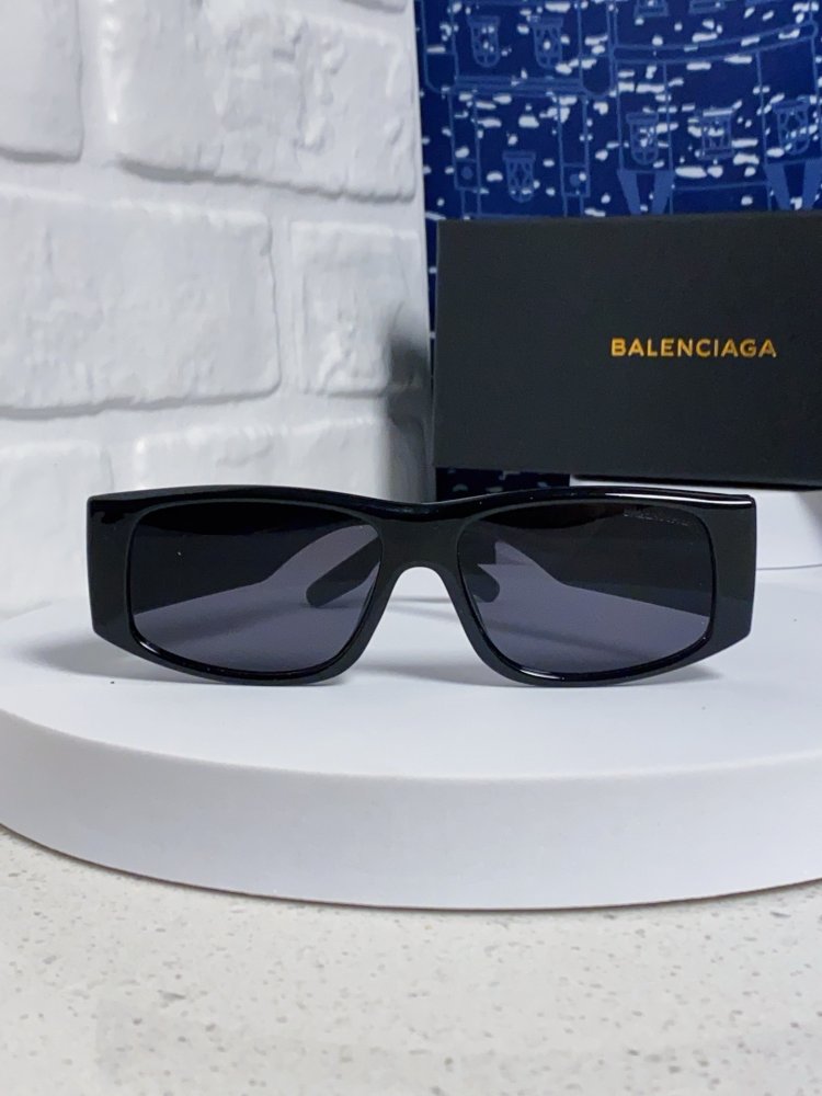 Очки солнцезащитные фото 2