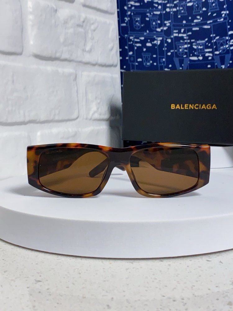 Очки солнцезащитные фото 2