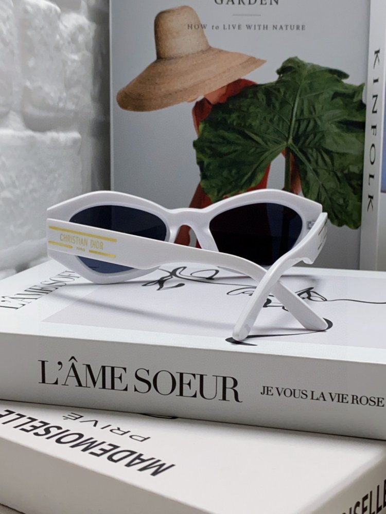 Очки солнцезащитные фото 3