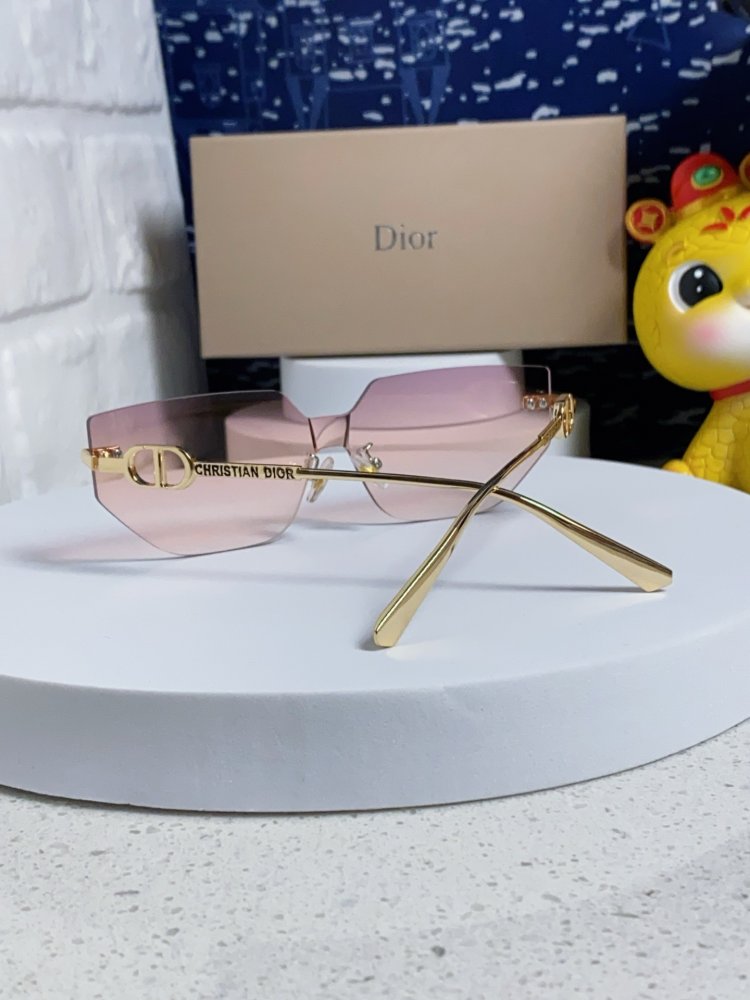 Очки солнцезащитные фото 3