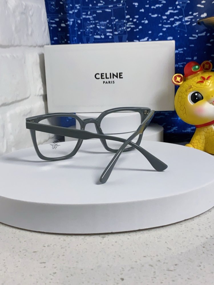 Очки солнцезащитные фото 3