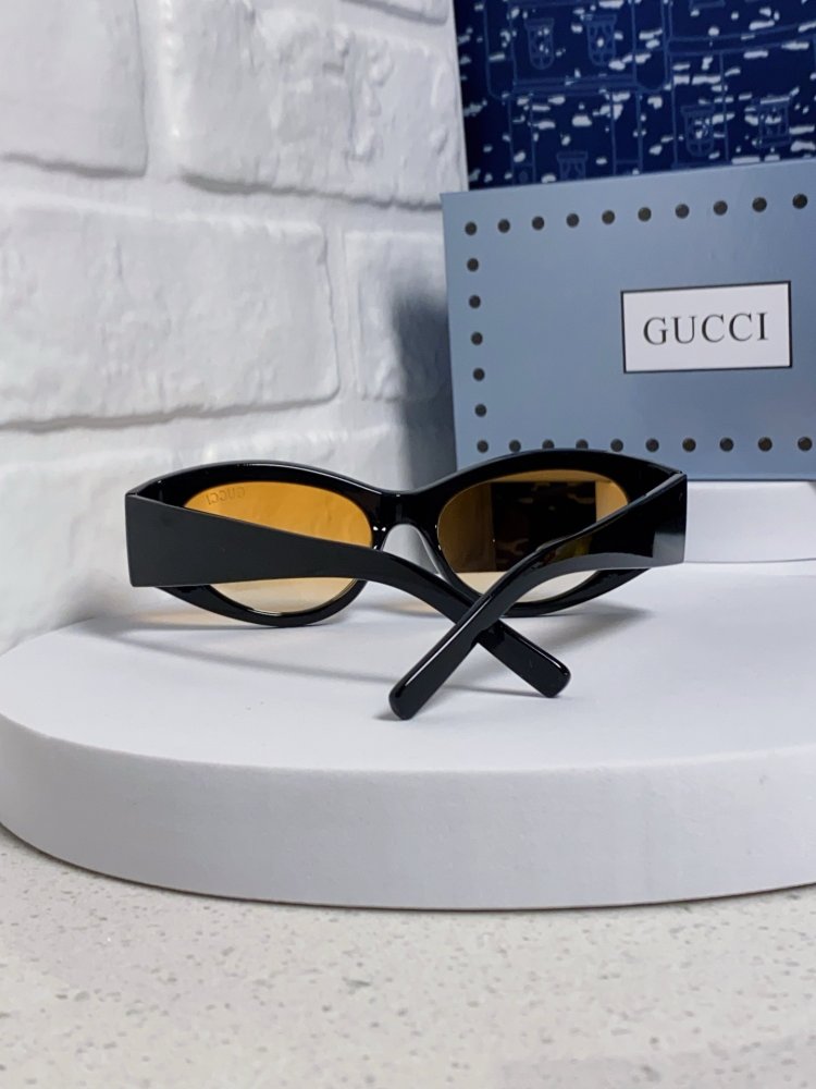 Очки солнцезащитные фото 3