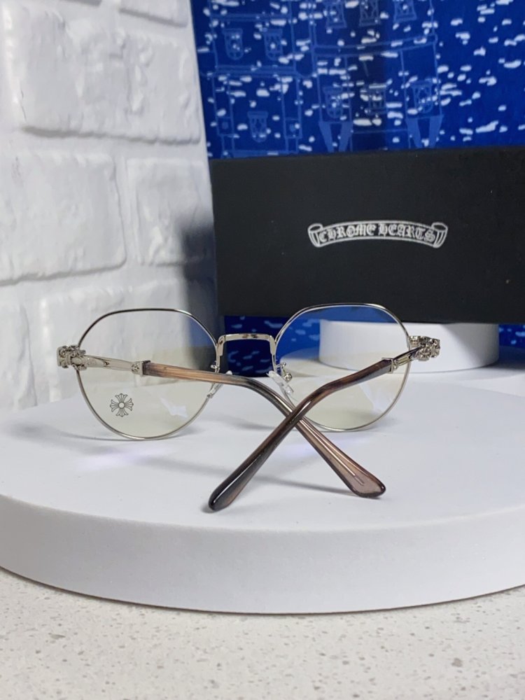 Очки солнцезащитные фото 3