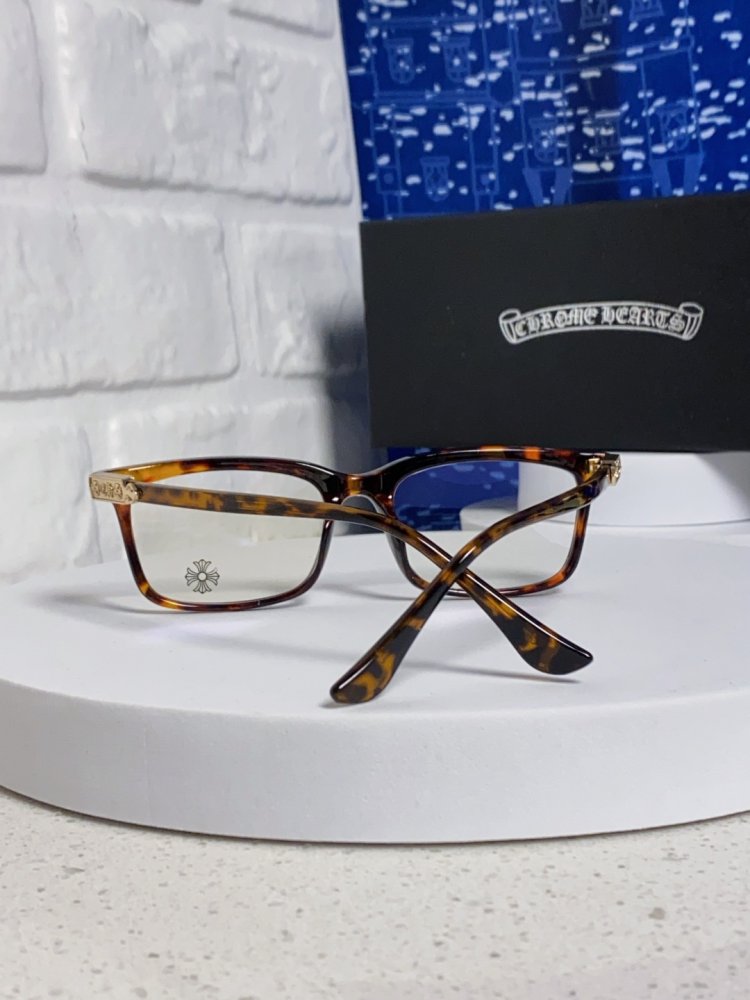 Очки солнцезащитные фото 3