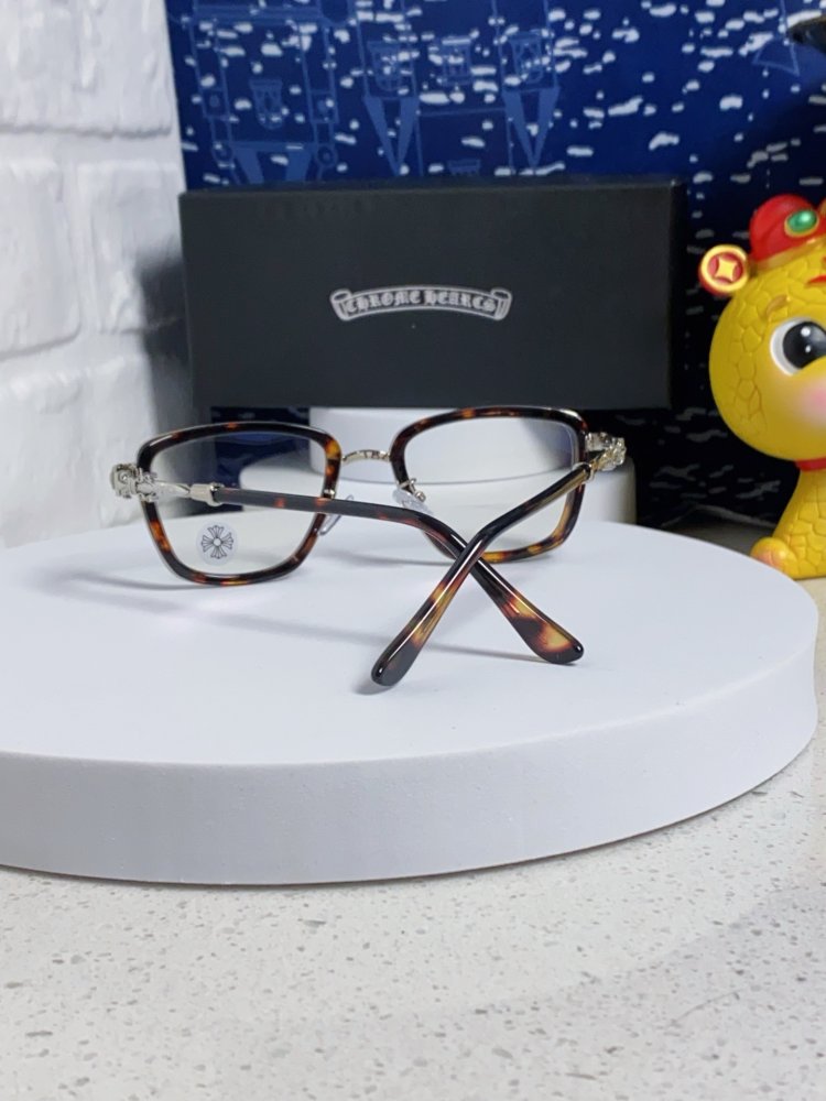 Очки солнцезащитные фото 3