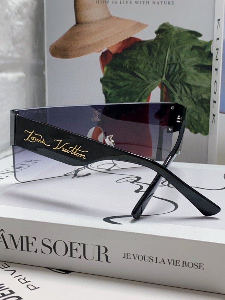 Очки солнцезащитные фото 3