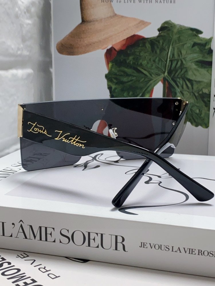 Очки солнцезащитные фото 3