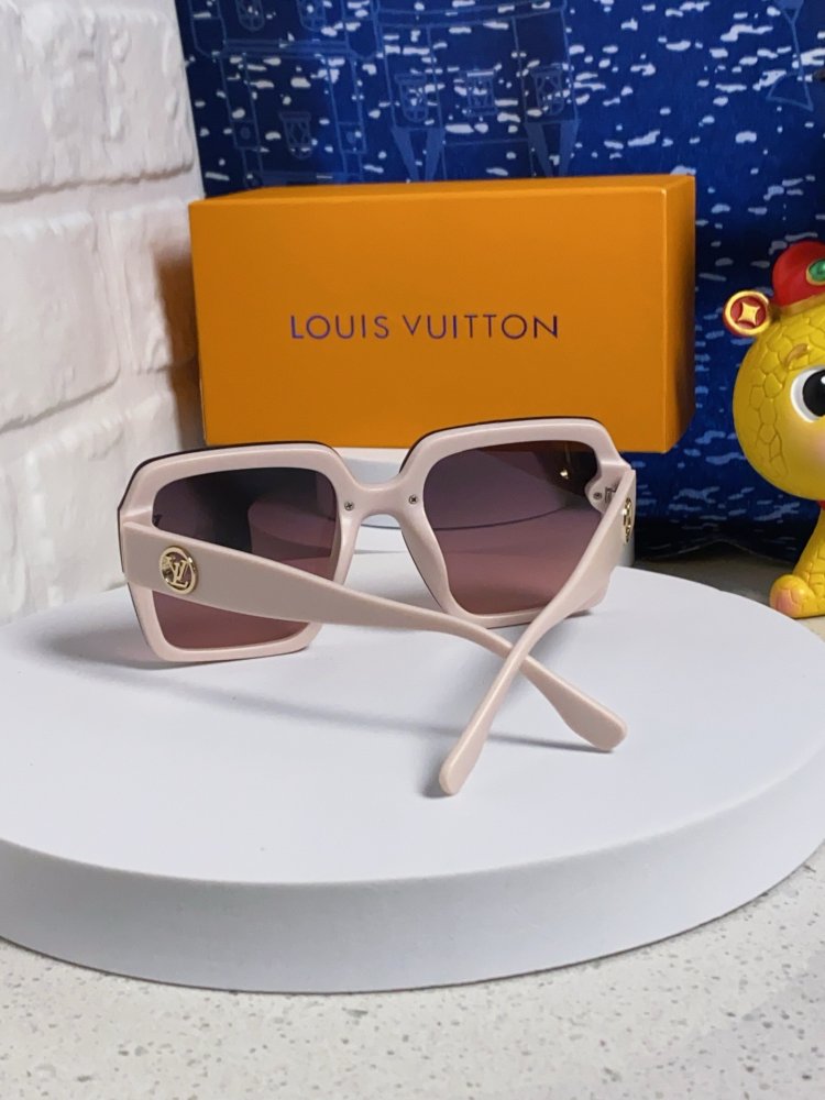 Очки солнцезащитные фото 3