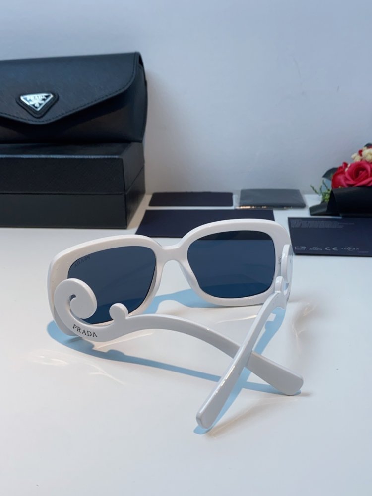 Очки солнцезащитные фото 3