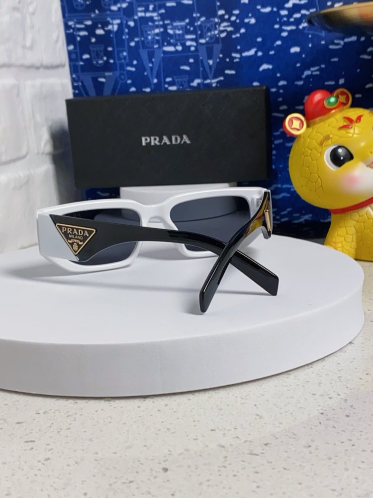 Очки солнцезащитные фото 3