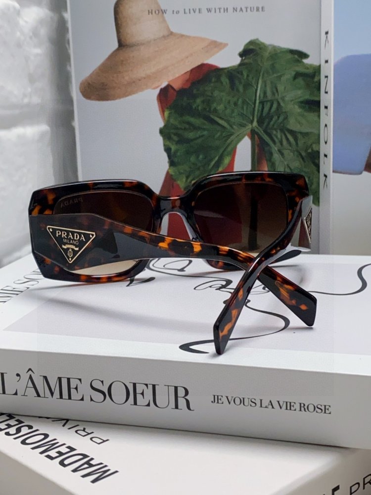 Очки солнцезащитные фото 3