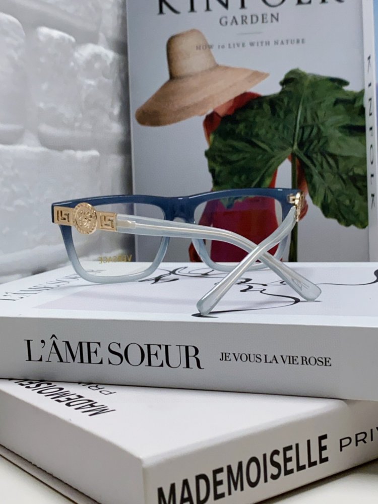 Очки солнцезащитные фото 3