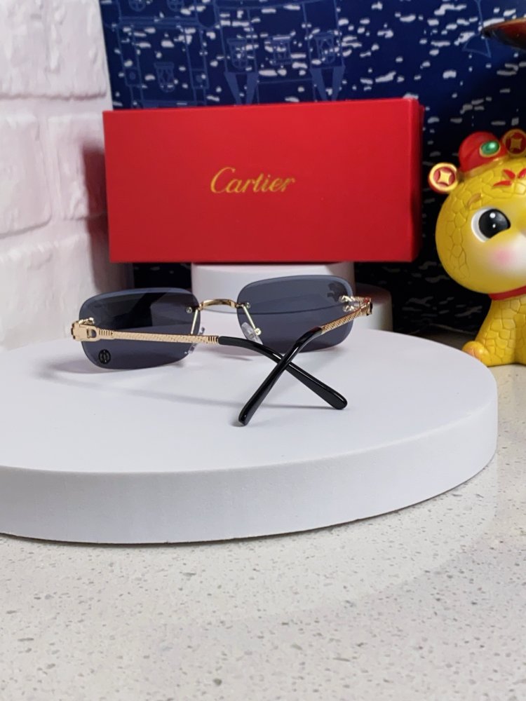 Очки солнцезащитные фото 3