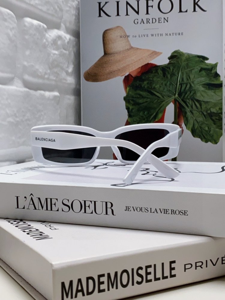 Очки солнцезащитные фото 3