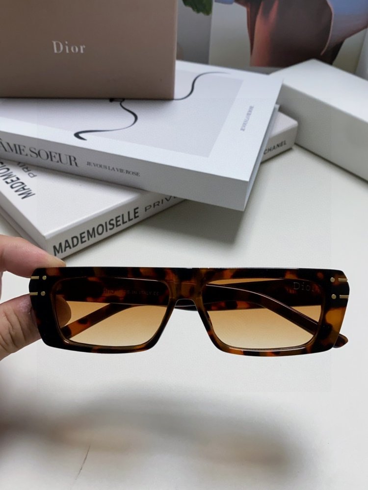 Очки солнцезащитные фото 4