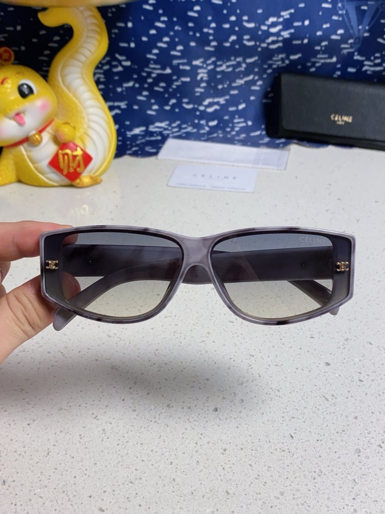 Очки солнцезащитные фото 4