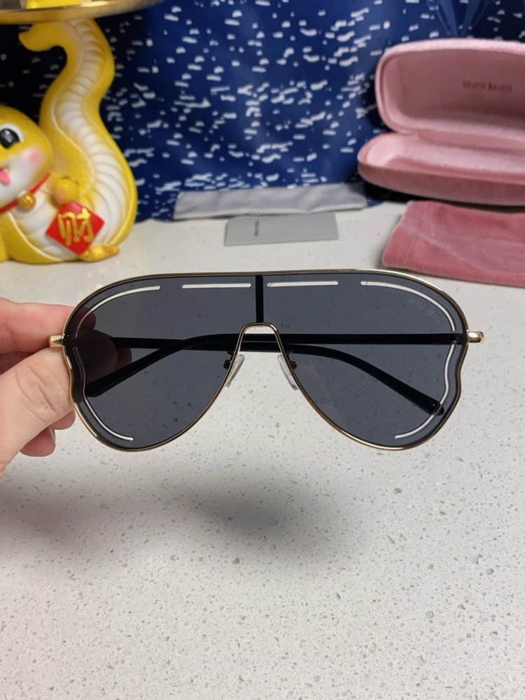 Очки солнцезащитные фото 4