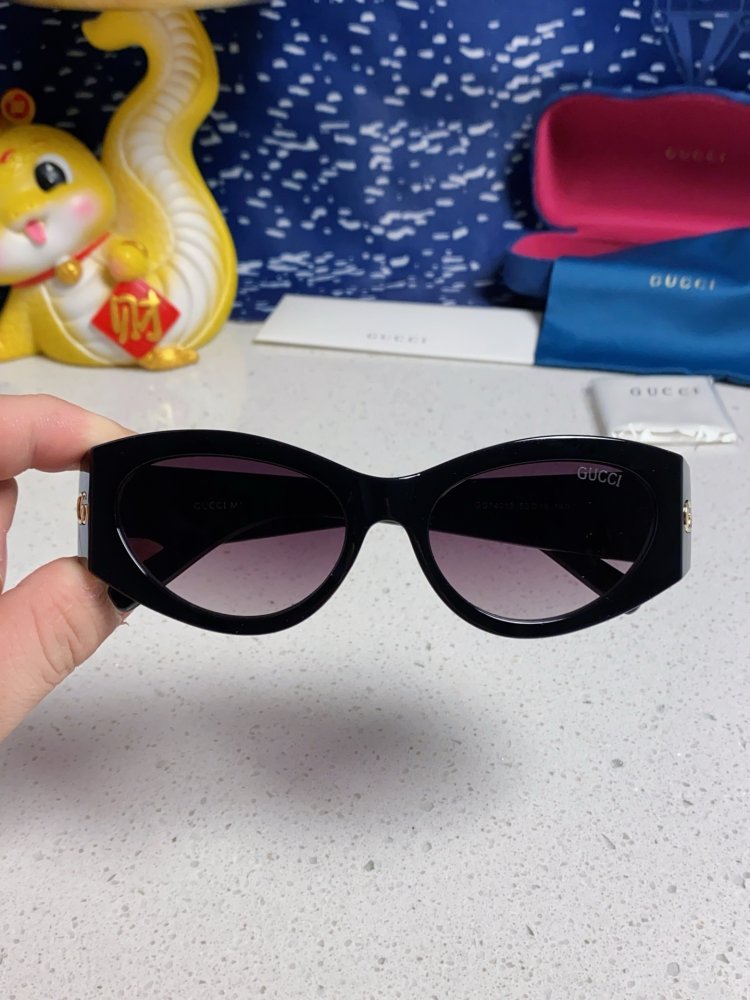 Очки солнцезащитные фото 4