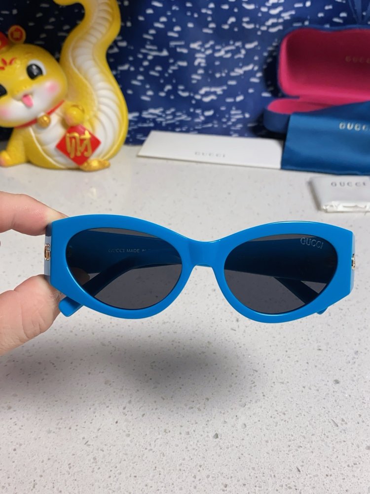 Очки солнцезащитные фото 4