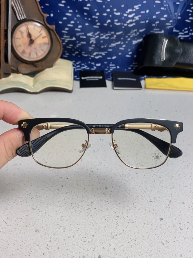 Очки солнцезащитные фото 4