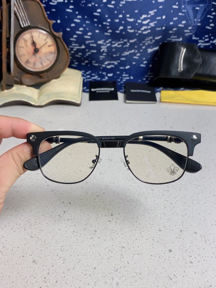 Очки солнцезащитные фото 4